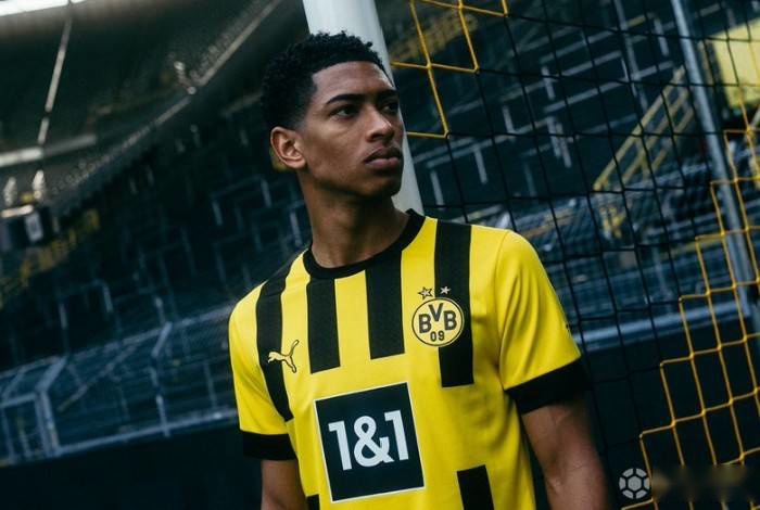 汉密尔顿：最喜欢内马尔和维尼修斯；欣赏梅西的技术（汉密尔顿：钟爱内马尔与维尼修斯，赞赏梅西技术）