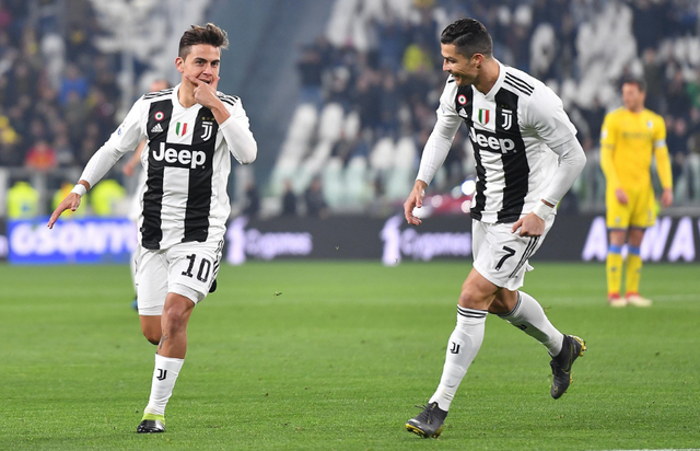 埃贝尔：穆西亚拉复出要等到1月；和格纳布里续约谈判很顺利（埃贝尔：穆西亚拉预计一月回归；格纳布里续约进展顺利）