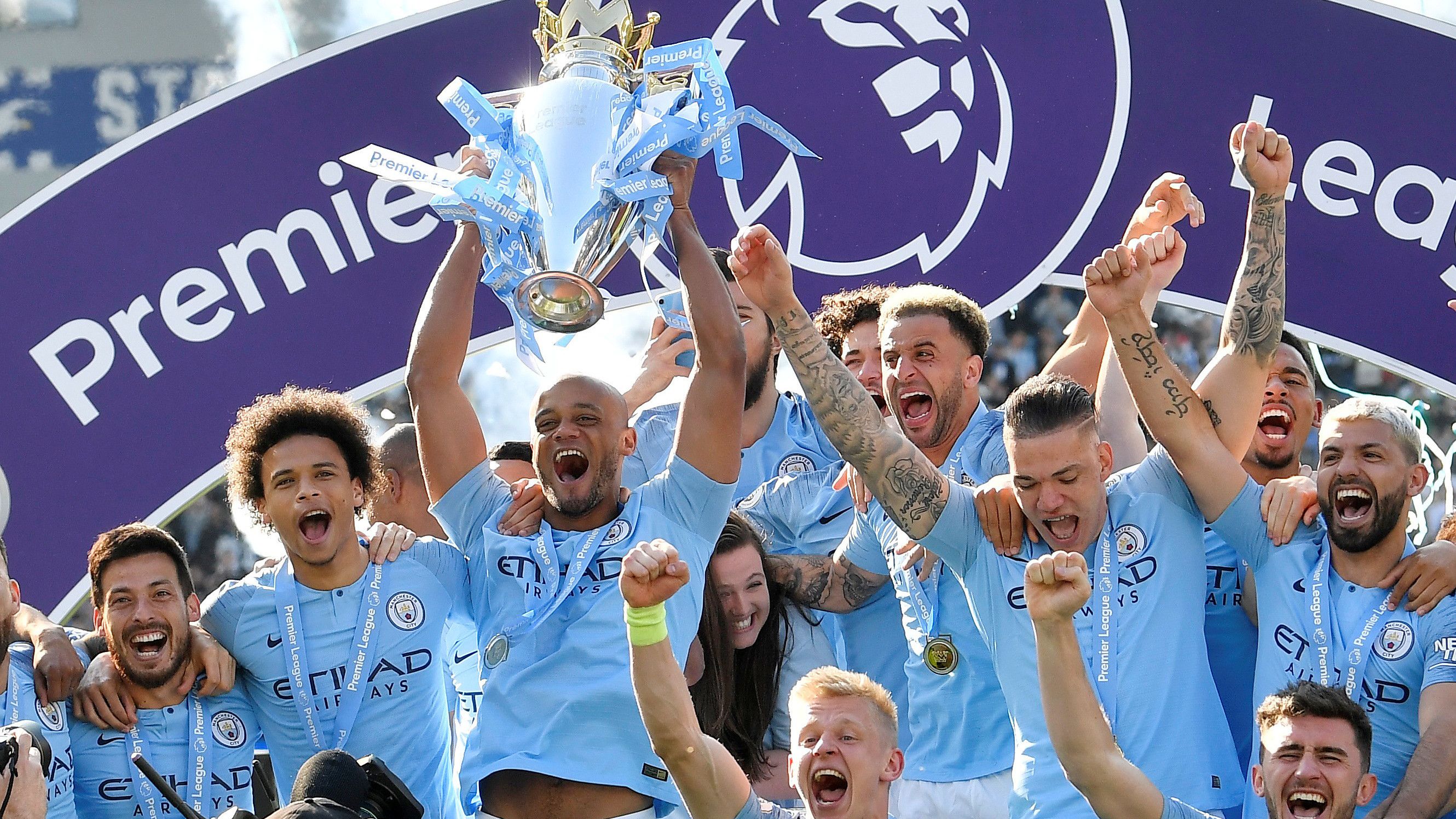 足球欧冠帽子戏法榜再添一人（欧冠帽子戏法榜再添新成员）