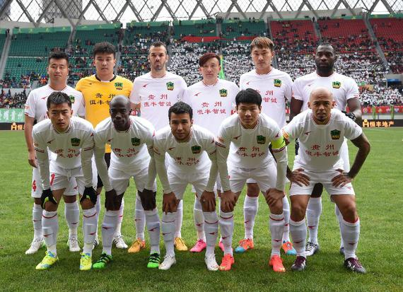 阿斯：齐达内重返皇马的传闻不属实，他明夏将接手法国队（阿斯辟谣：齐达内无缘重返皇马，预计明夏执掌法国队）