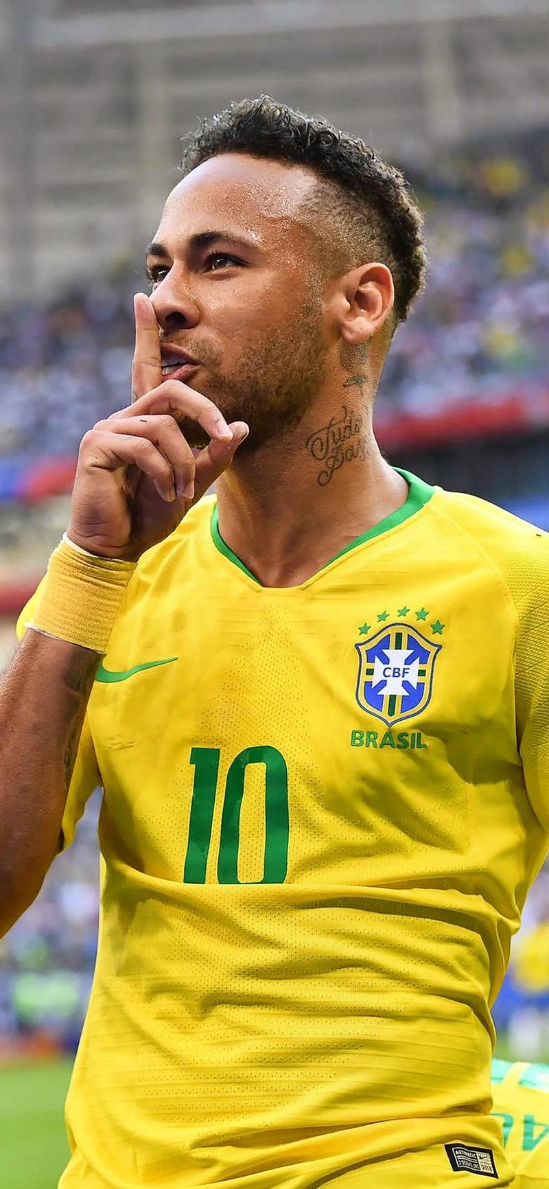 欧足联官方：我们计划到2030年为女足投入10亿欧元（欧足联官宣：2030年前将向女足投入10亿欧元）